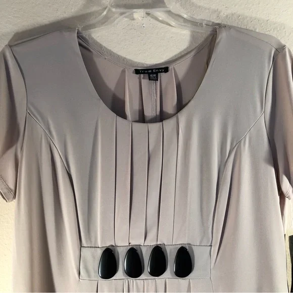 Womens True Envy Woman Short Sleeve Dress - Picture 7 of 16